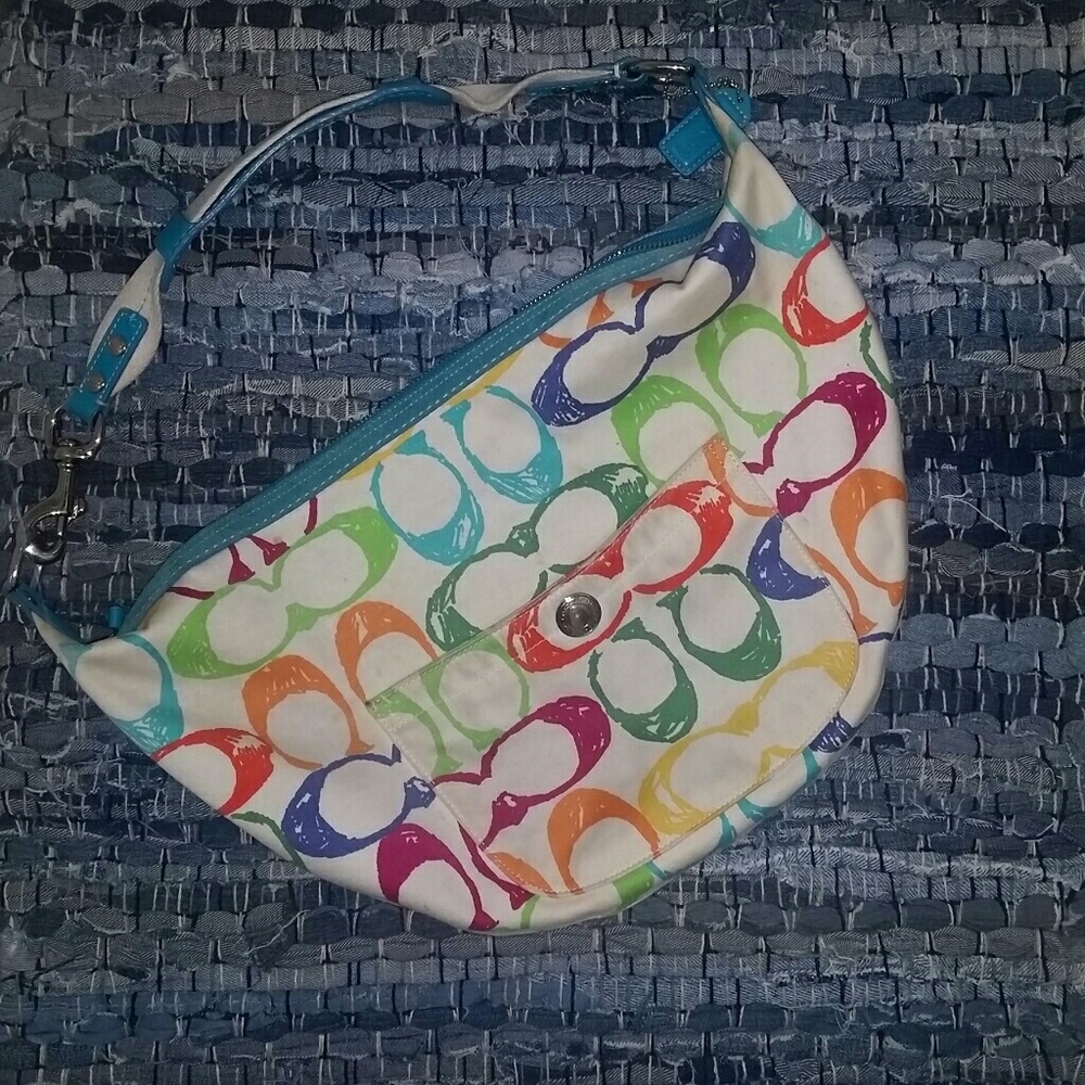 Coach Signature Rainbow C Hobo Bag  👜🌺